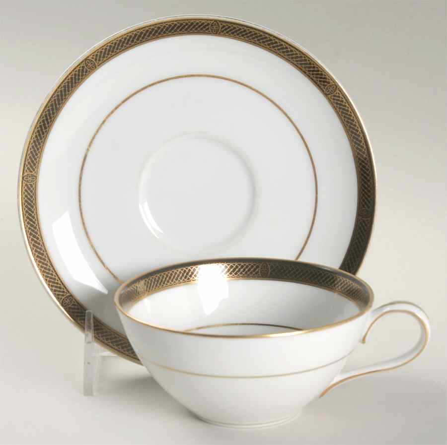 Regent Flat Cup & Saucer Set by Noritake-1