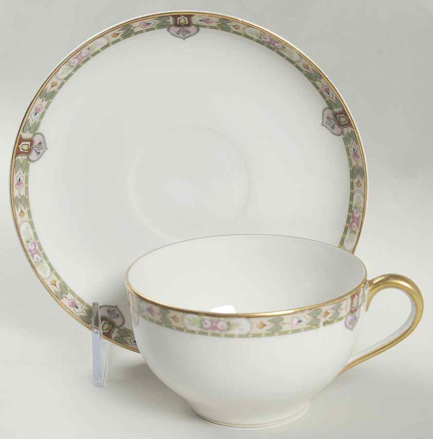 Regina Oversized Cup & Saucer Set by Noritake-1