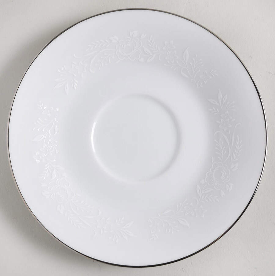 Reina (#6450Q) Saucer by Noritake-1
