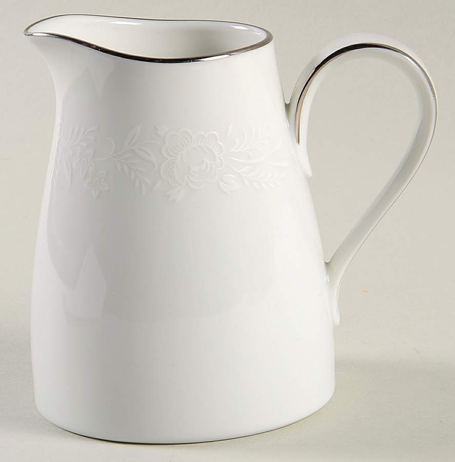 Reina (#6450Q) Creamer by Noritake-1