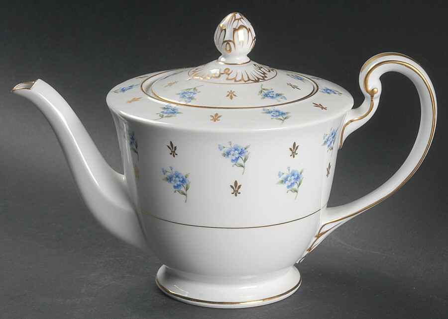Remembrance Teapot & Lid by Noritake-1