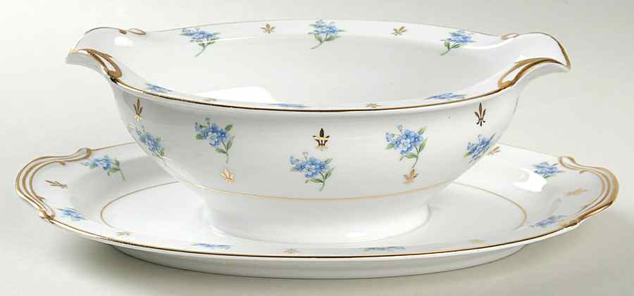 Remembrance Gravy Boat with Attached Underplate by Noritake-1