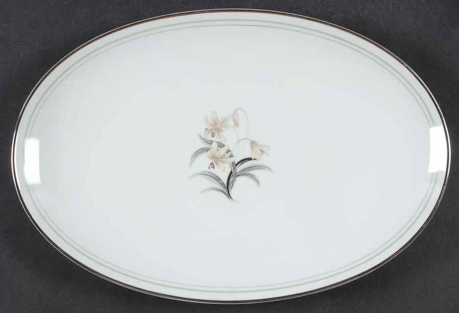 Renee 12" Oval Serving Platter by Noritake-1