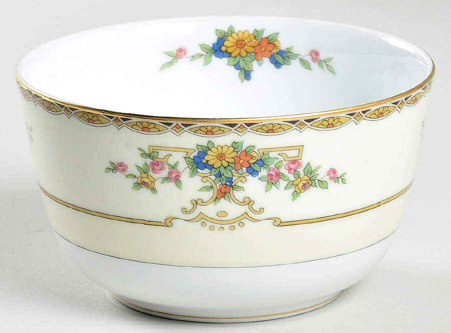 Renovia Cranberry Bowl by Noritake-1