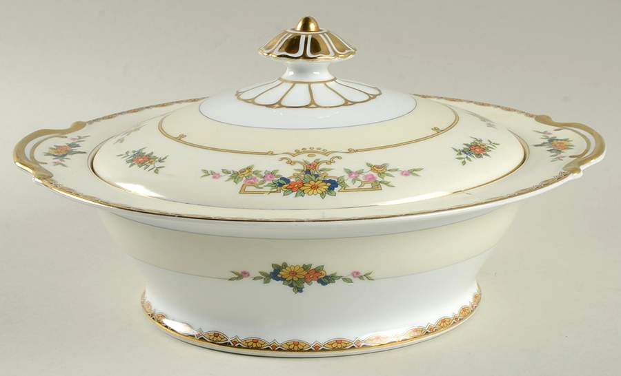 Renovia Round Covered Vegetable by Noritake-1