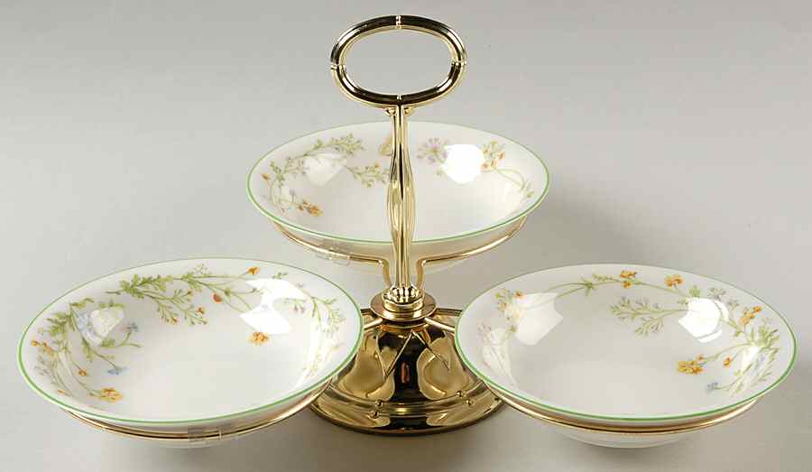 Reverie (Green Trim) 7" x 12" 3-Part Relish & Metal Stand (FR) HC by Noritake-1