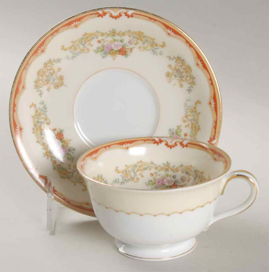 Rialto Footed Cup & Saucer Set by Noritake-1