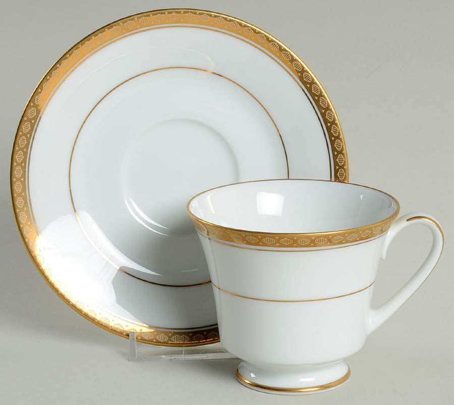 Richmond Footed Cup & Saucer Set by Noritake-1