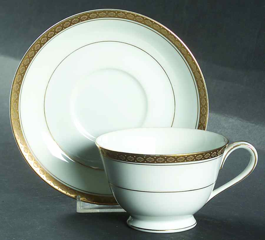 Richmond Footed Cup & Saucer Set by Noritake-1