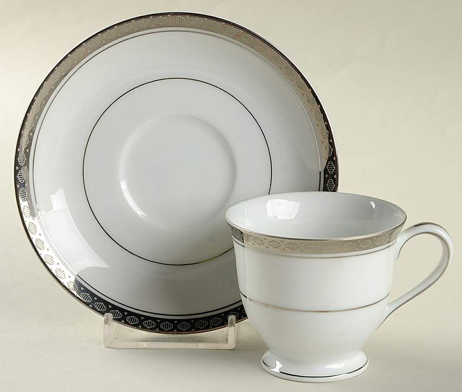 Richland Footed Demitasse Cup & Saucer Set by Noritake-1