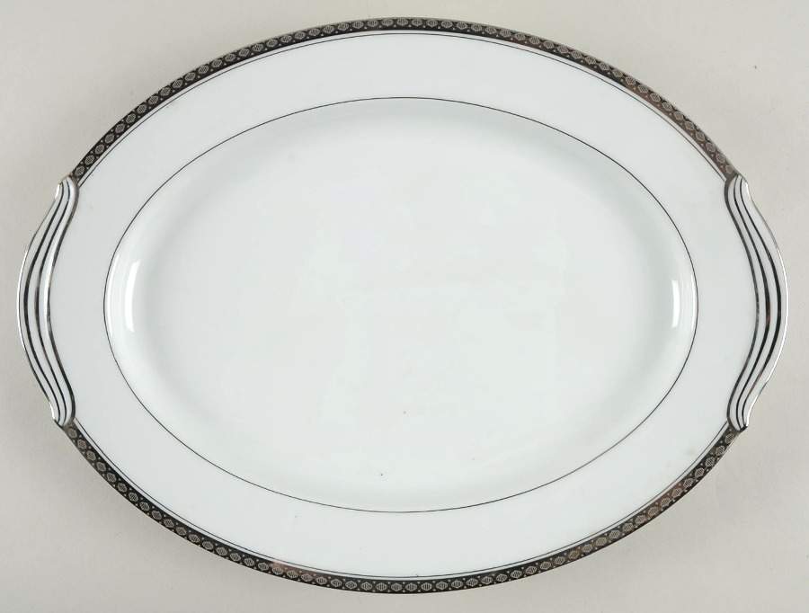 Richland 13" Oval Serving Platter by Noritake-1