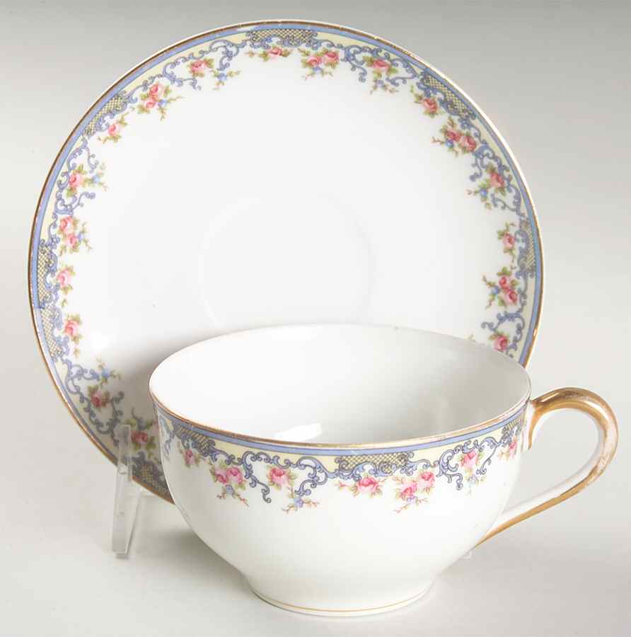 Richelieu Oversized Cup & Saucer Set by Noritake-1