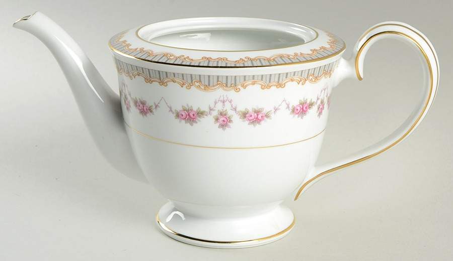 Ridgewood Teapot No Lid by Noritake-1