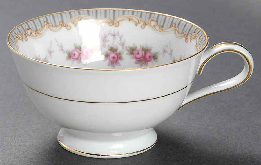 Ridgewood Footed Cup by Noritake-1