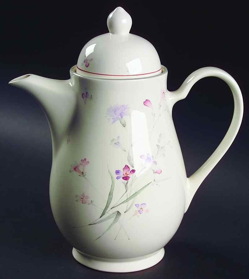 River Oaks Tea/Coffee Pot & Lid by Noritake-1