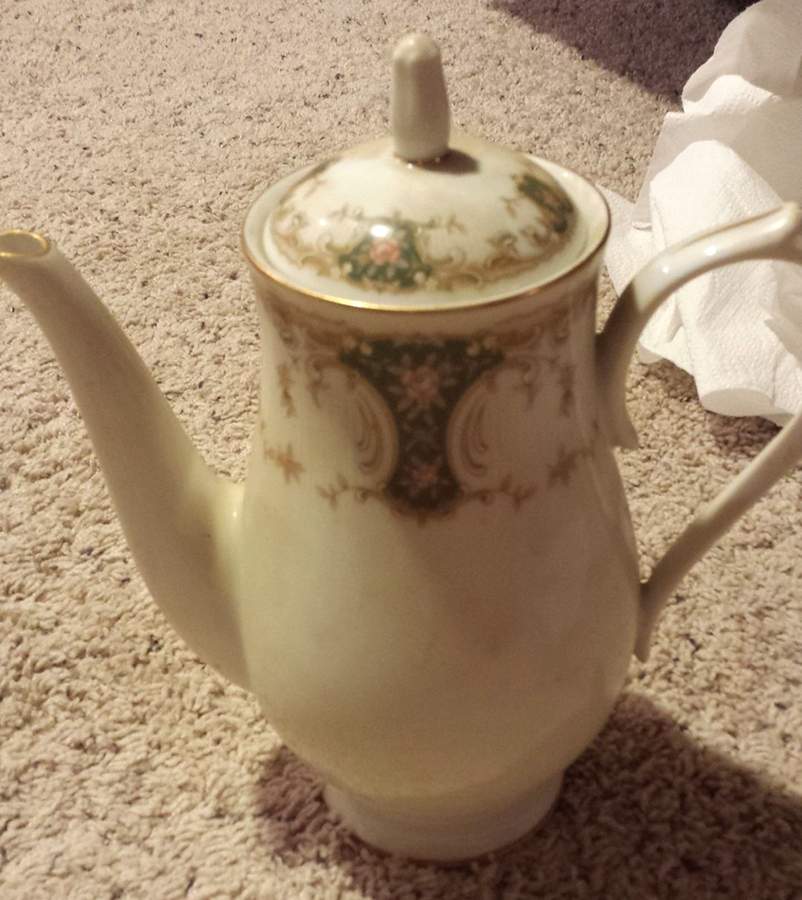 Rivervale Coffee Pot & Lid by Noritake-1