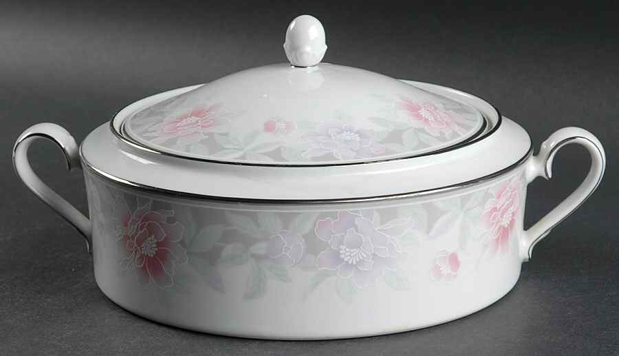 River Place Round Covered Vegetable by Noritake-1