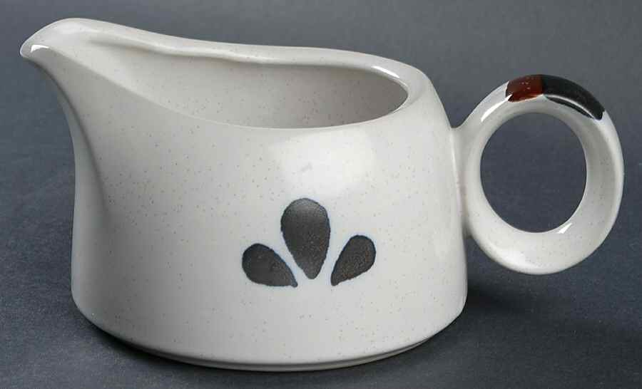 Riviera Gravy Boat by Noritake-1