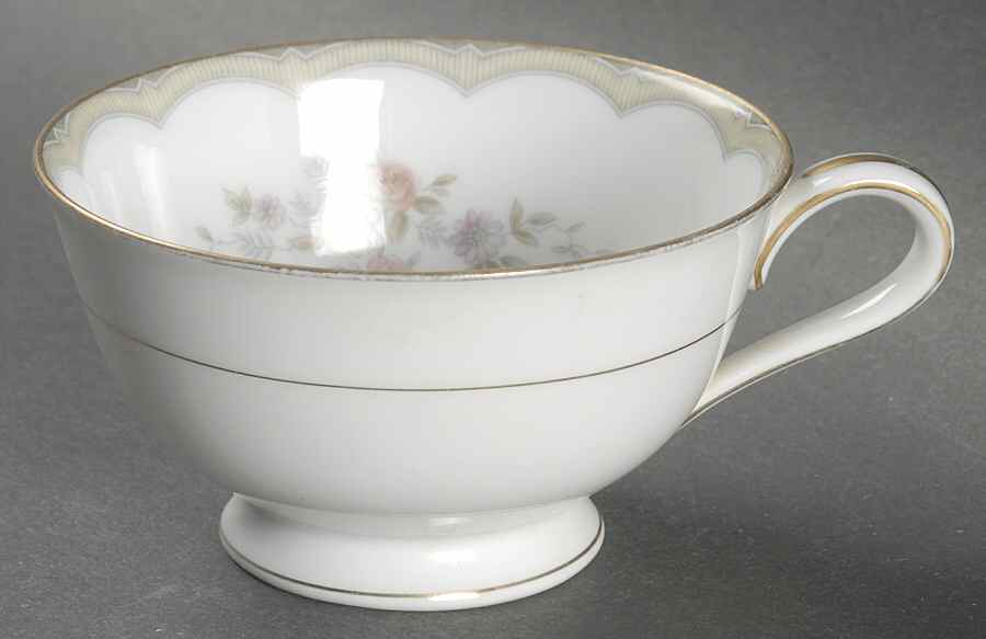 Roberta Footed Cup by Noritake-1