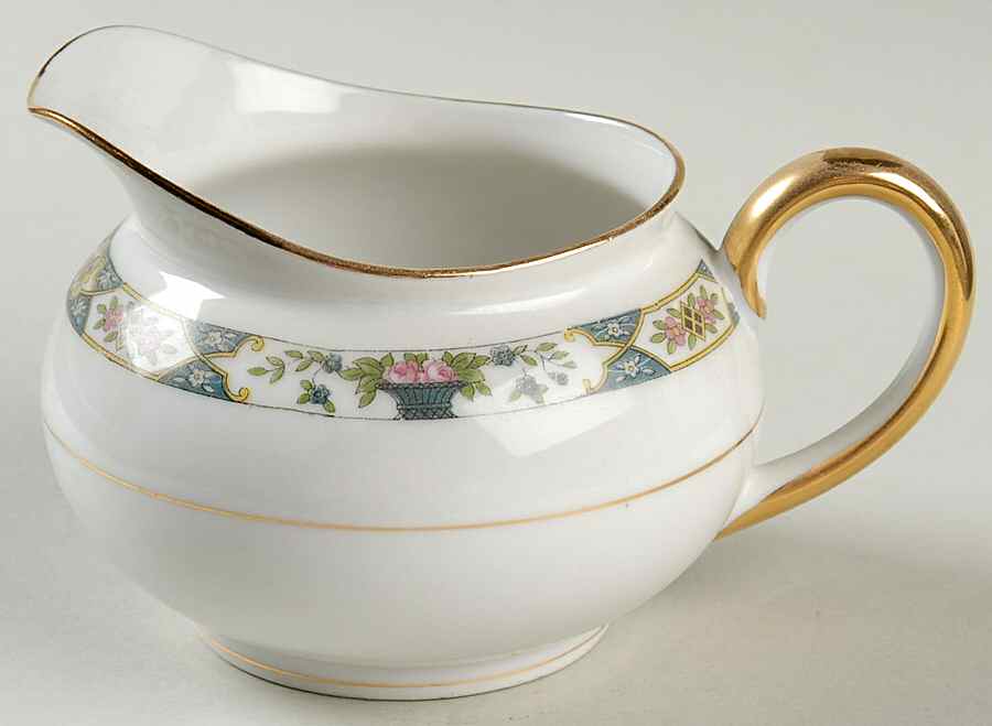 Rochambeau Creamer by Noritake-1