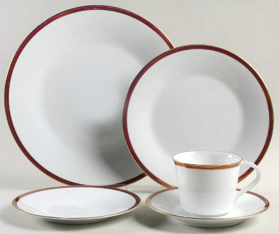Royale Claret 5 Piece Place Setting by Noritake-1