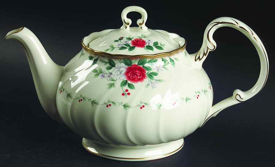 Rose Legend Teapot & Lid by Noritake-1
