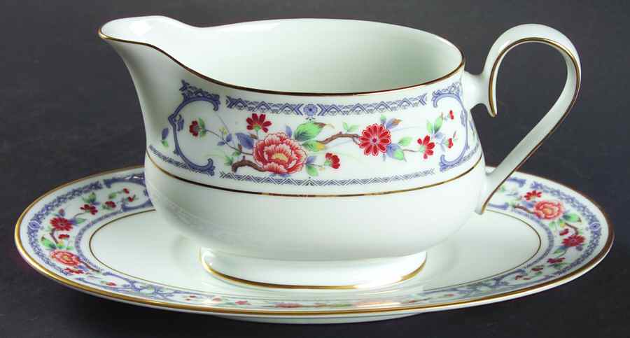 Romaine Gravy Boat & Underplate by Noritake-1