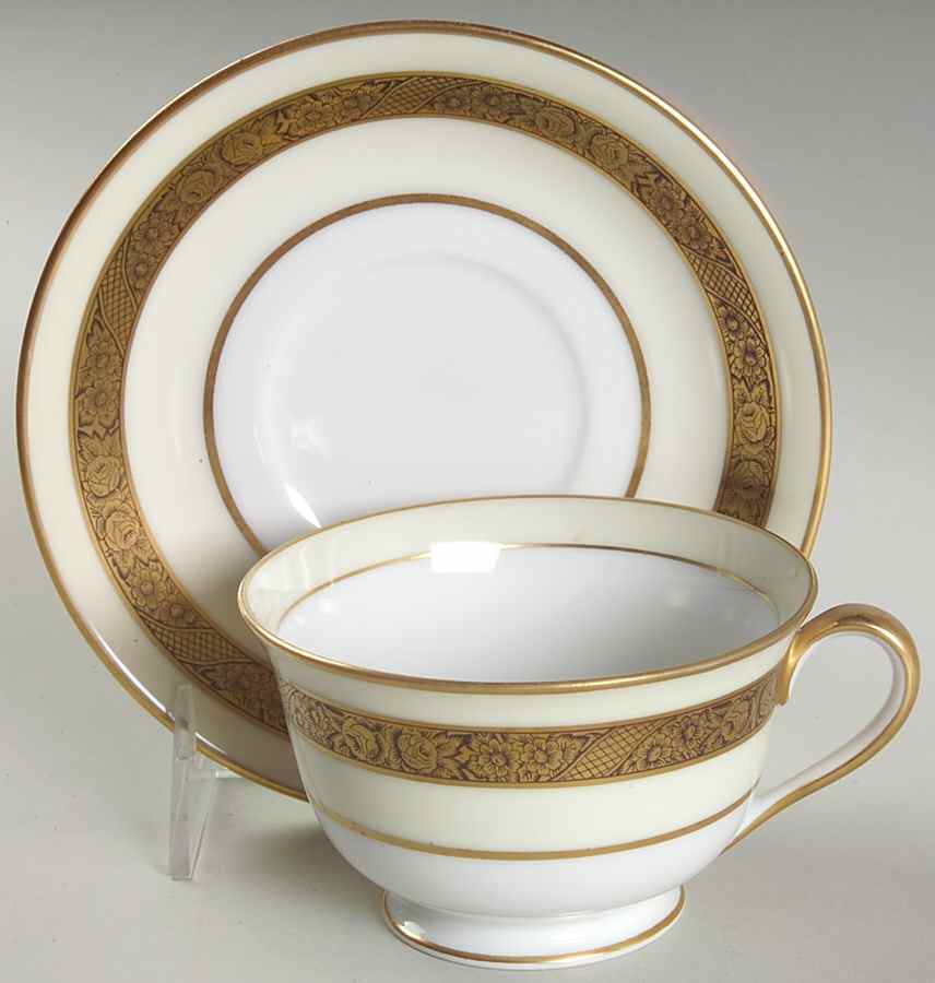Romany Footed Cup & Saucer Set by Noritake-1