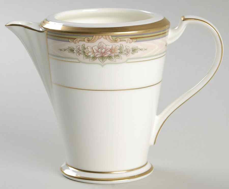 Romanticize Creamer by Noritake-1