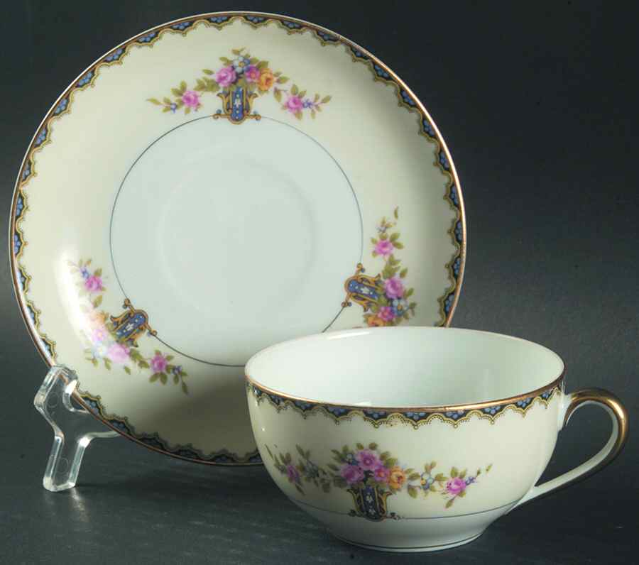Romeo Flat Cup & Saucer Set by Noritake-1