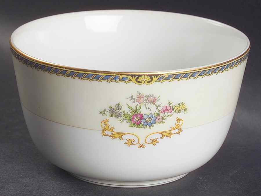 Romance Cranberry Bowl by Noritake-1