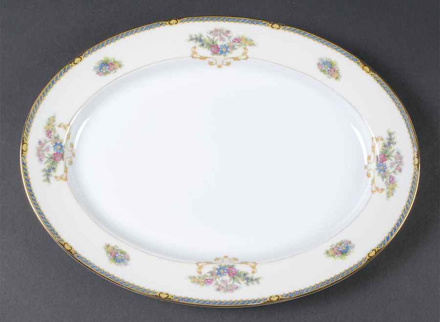 Romance 13" Oval Serving Platter by Noritake-1
