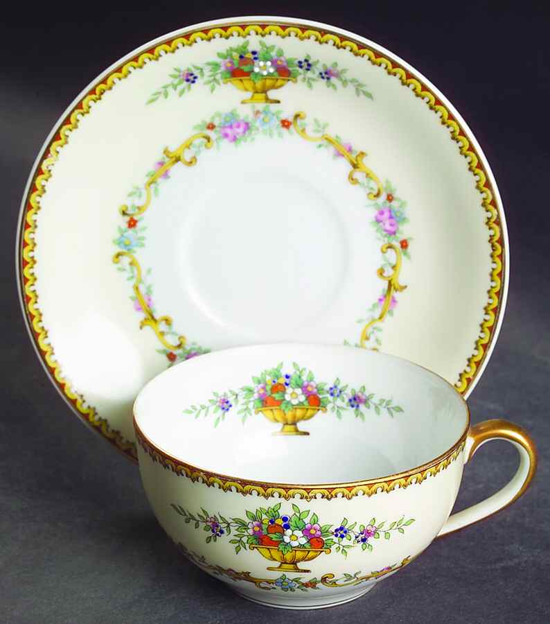 Romola Flat Cup & Saucer Set by Noritake-1