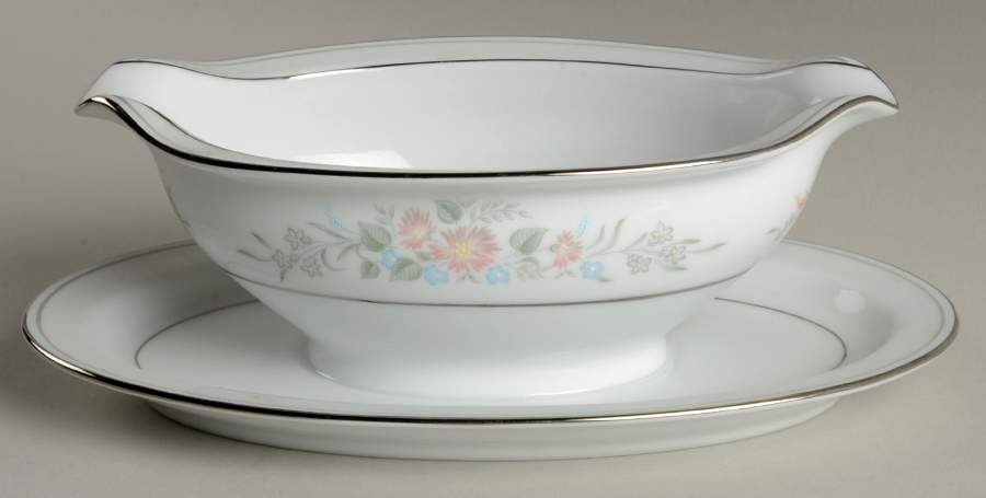 Romance Gravy Boat with Attached Underplate by Noritake-1