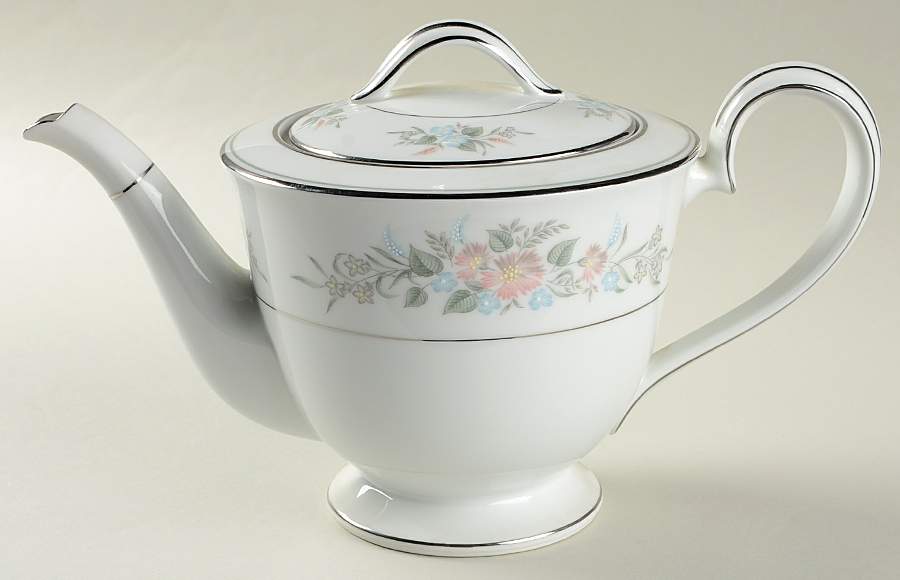 Romance Teapot & Lid by Noritake-1