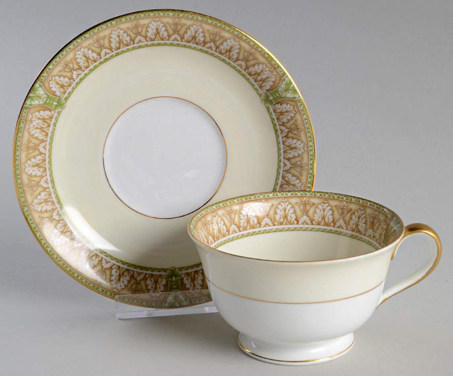 Ronald Footed Cup & Saucer Set by Noritake-1