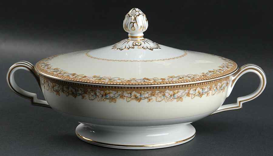 Rondine Round Covered Vegetable by Noritake-1