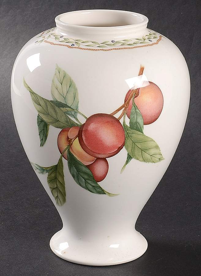 Royal Orchard 6" Vase by Noritake-1
