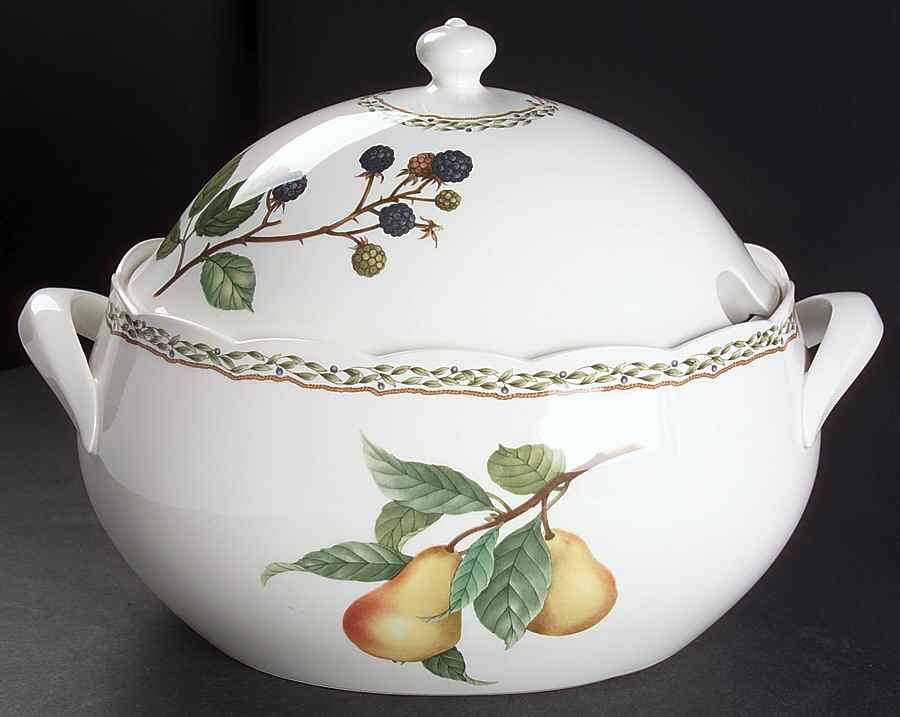 Royal Orchard Tureen &  Lid by Noritake-1