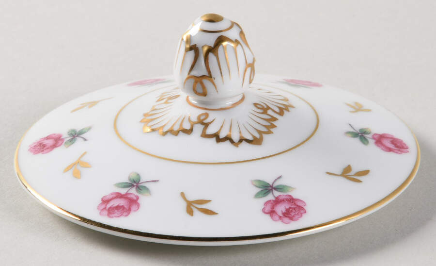 Rosalie Lid for Round Butter with Attached Underplate by Noritake-1