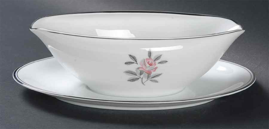 Rosales Gravy Boat with Attached Underplate by Noritake-1