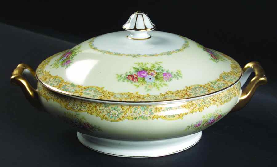 Rosanne Round Covered Vegetable by Noritake-1