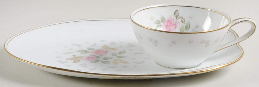 Rosebud Snack Plate & Cup Set by Noritake-1