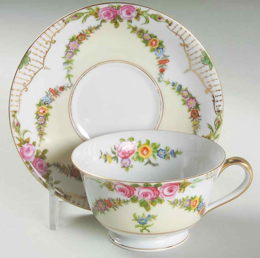 Rosedale Footed Cup & Saucer Set by Noritake-1