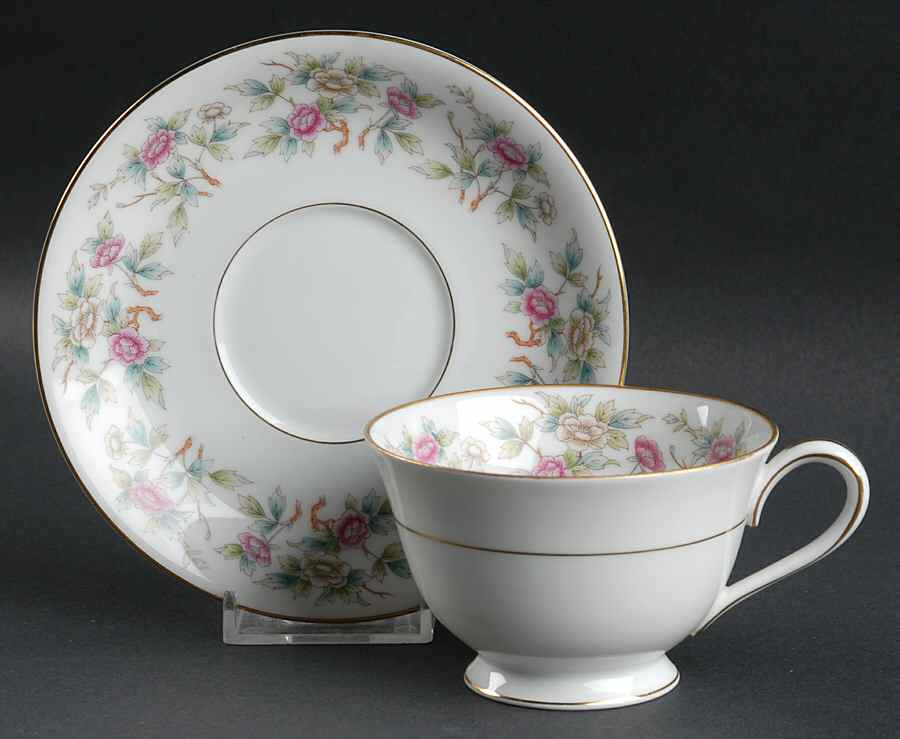 Roselace Footed Cup & Saucer Set by Noritake-1