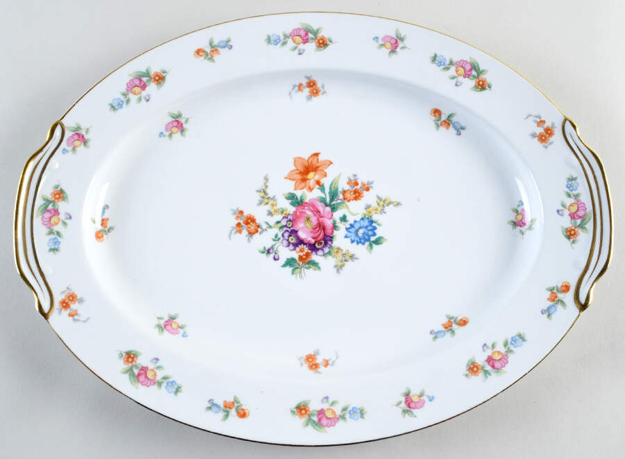 Roselyn 16" Oval Serving Platter by Noritake-1