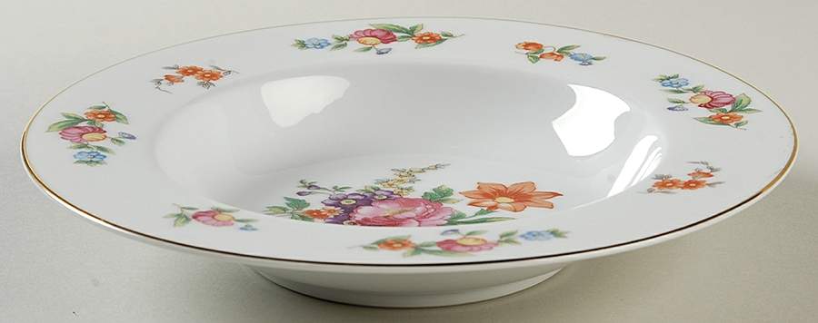 Roselyn Rim Soup Bowl by Noritake-1