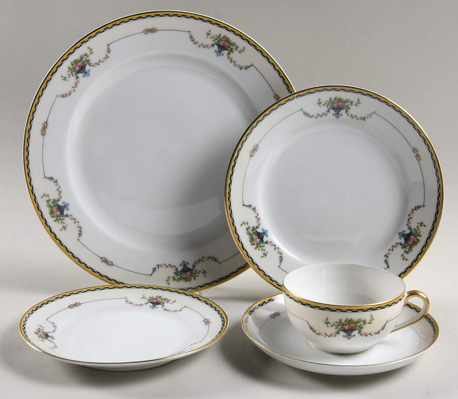 Rosemary 5 Piece Place Setting by Noritake-1