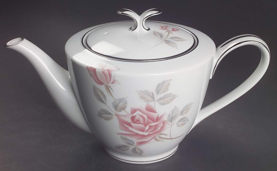 Rosemist Teapot & Lid by Noritake-1