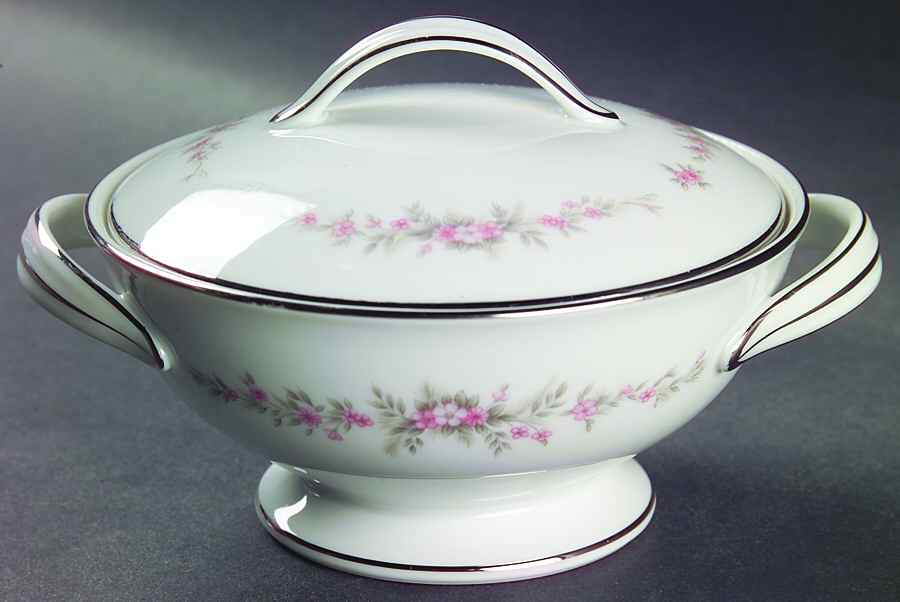 Rosepoint Sugar Bowl & Lid by Noritake-1